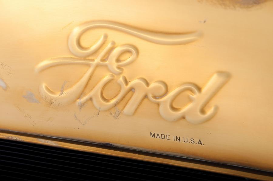  Ford Model T Roadster 1915 года  (фото 2 из 7)